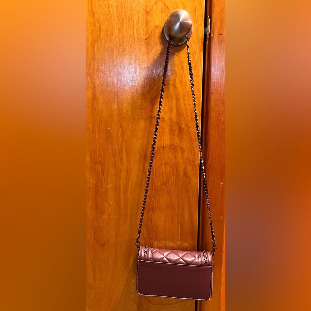 Badgley Michka Burgundy Quilted Shoulder Bag NWT - Picture 2 of 10